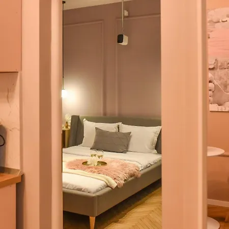The Charms- Near Radisson * Bucarest